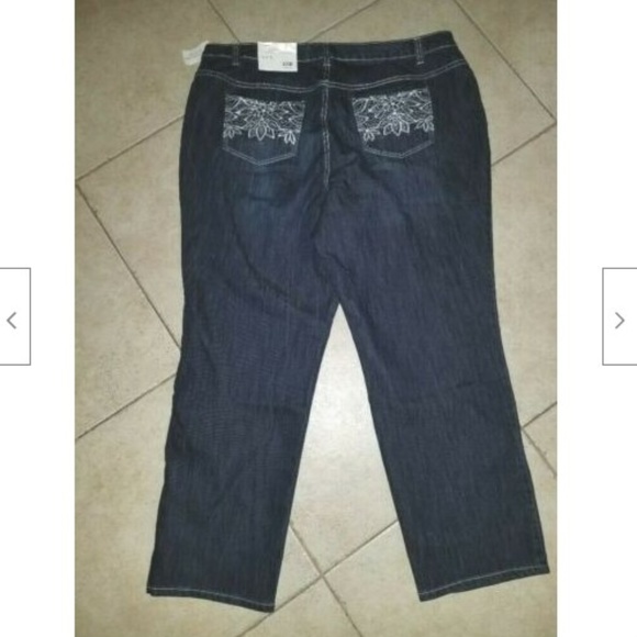 CJ Banks Ladies New Denim Jeans = Size 22W - Picture 2 of 8